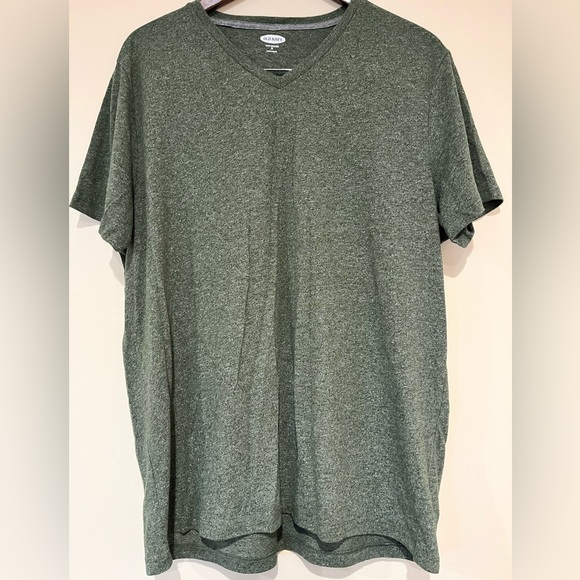 3 Old Navy V-Neck T-Shirts. Size XL - Picture 8 of 10